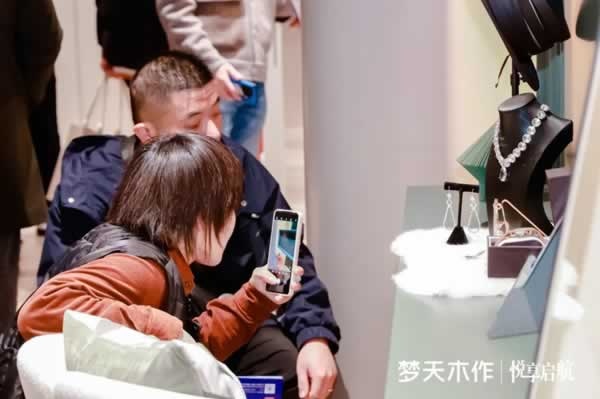 梦天木门